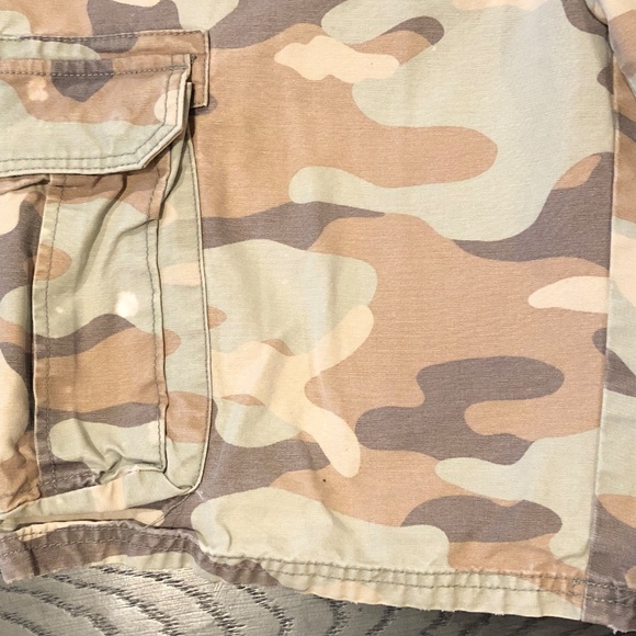 ***SOLD***VTG Y2K GAP Men's Rugged Cargo Desert Camouflage Paratrooper Shorts 34 - Picture 3 of 11